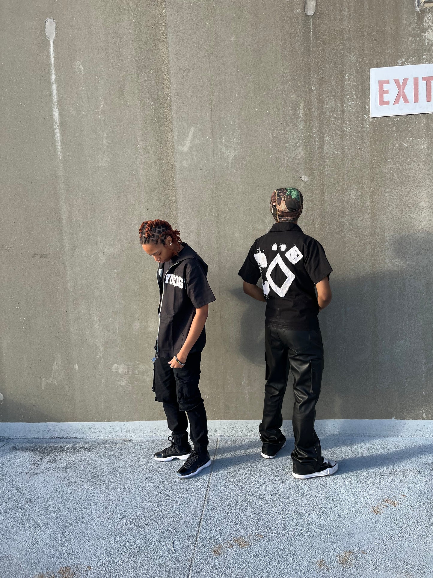 CO DISTRESSED TEE (BLACK)